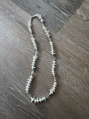 Y2K puka shell and stars necklace